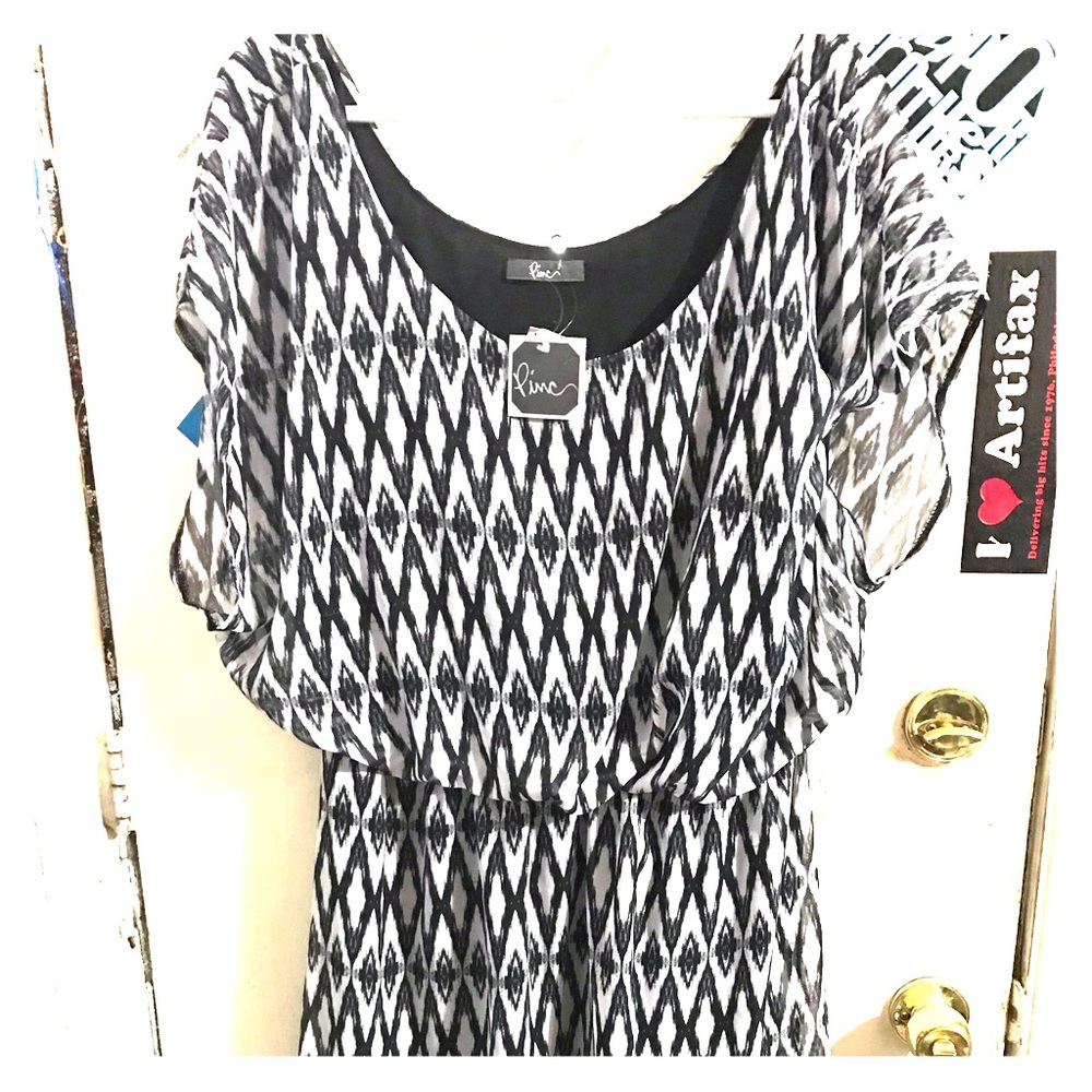 🦓Unique zig-zag/tribal dress🦓